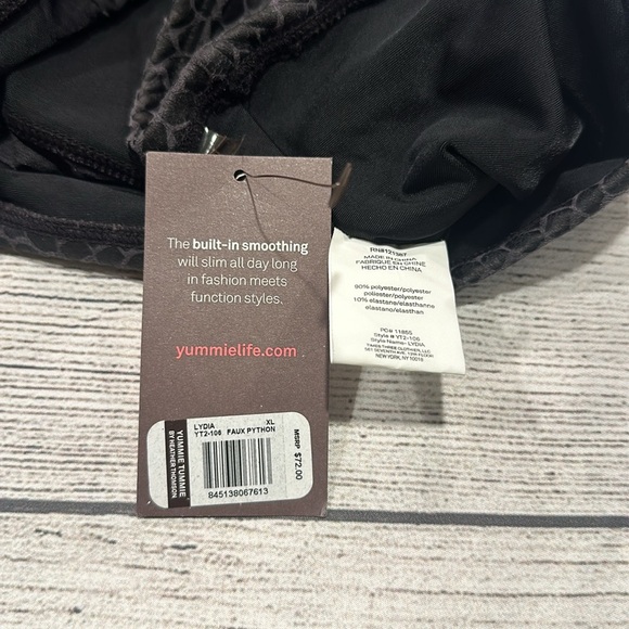 Women’s Yummie Tummie Lydia Faux Python gray leggings size XL NWT - Picture 14 of 14